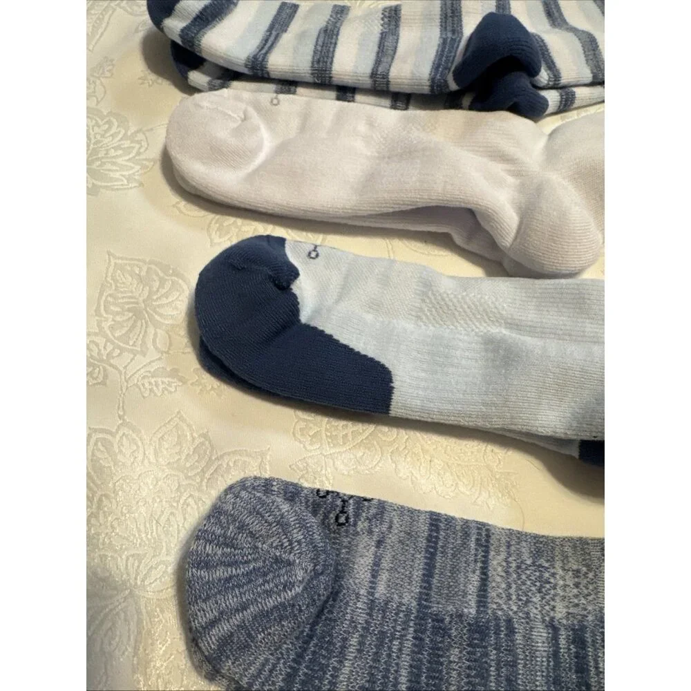 Tommie Copper 4 Pack SnugStay WOTC Compression Socks Blue White Stripe Large